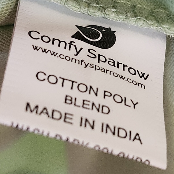 🆕️ Comfy Sparrow Graphic Tee - Picture 7 of 8